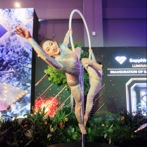 Acrobatic Dancers at Sapphire Windows by Lionel lin 15645